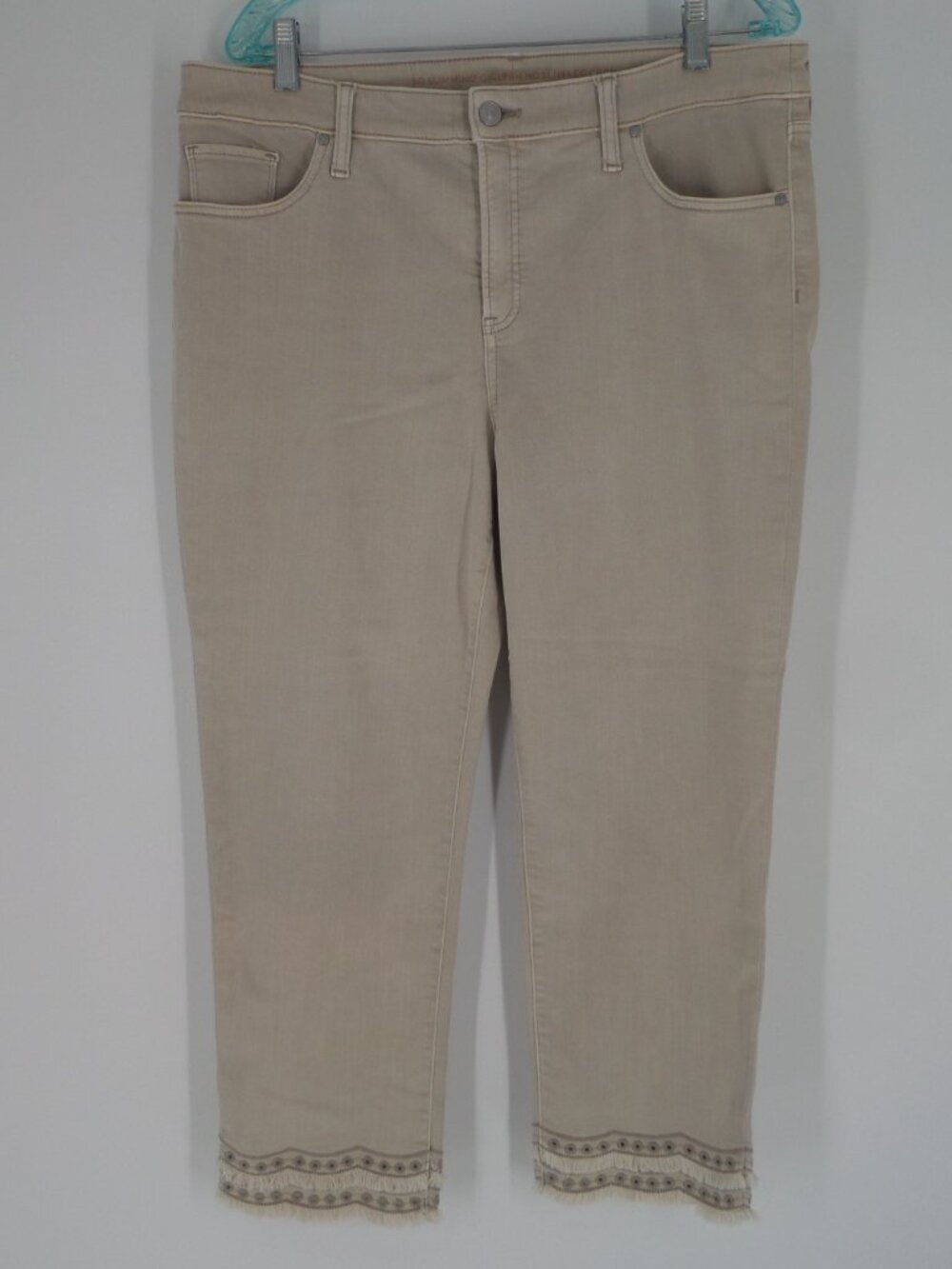 Chico's So Slimming Girl Friend  Slim Leg Crop Tan Color Pants  Size 2.5 US 14